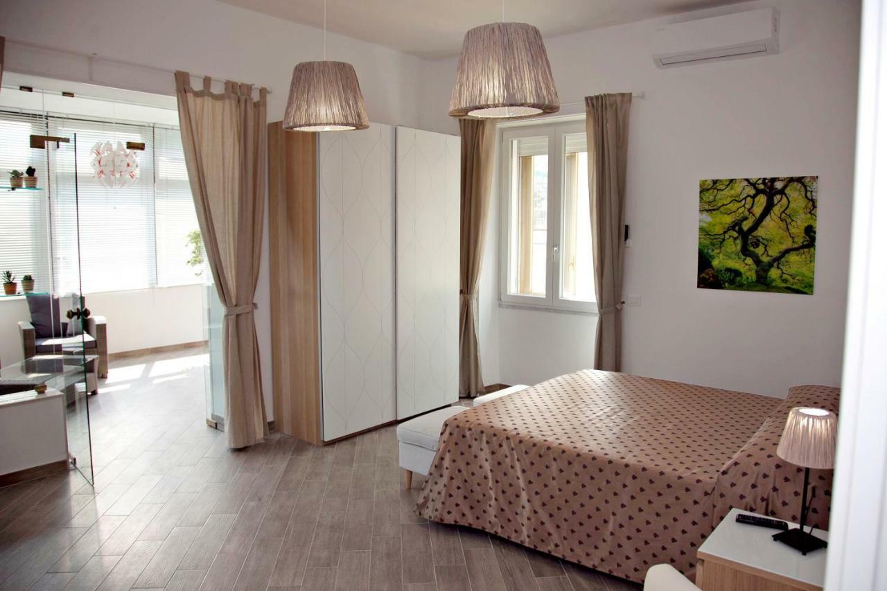 Maison Lumiere Salerno Eksteriør billede